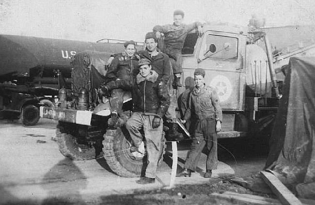 470thsubdepotpersonel.jpg (57130 bytes)