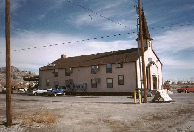 basechapel.jpg (51576 bytes)