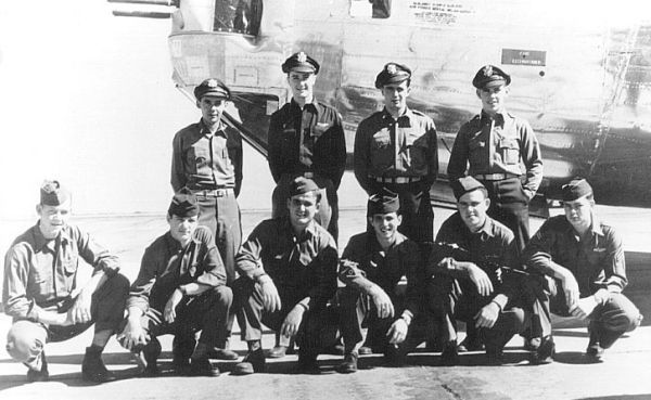 bullencrew.jpg (50358 bytes)