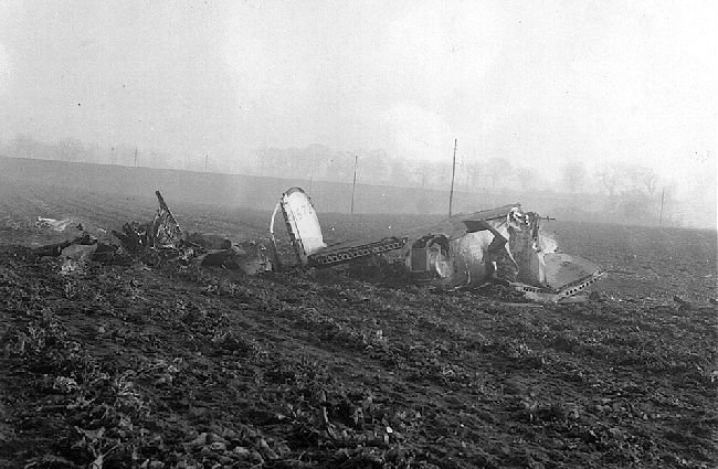 fogcrash2.jpg (65889 bytes)