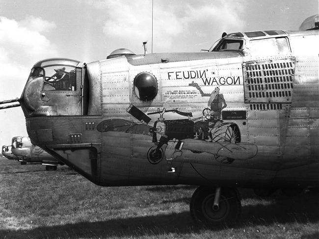 fuedingwagonnoseart.jpg (56985 bytes)