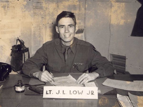 johnlow.jpg (44382 bytes)