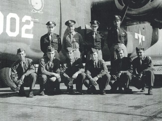 lesgrahamcrew.jpg (72827 bytes)