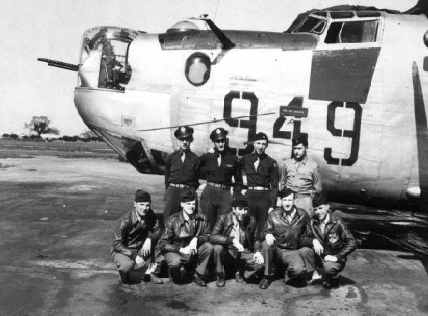 watsoncrew.jpg (53520 bytes)